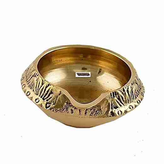 VEENA Kuber Brass Diya for Puja Set of 2 Akhand Diya for Puja, Heavy Base Aarti Diya, Deepak for Pooja Diwali Gift Item, Home Temple Decor, Temple Diya, Aarti Diya for Home Mandir